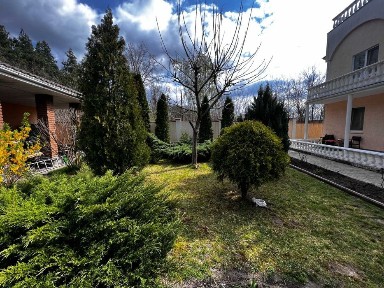 Будинок в м Березань, площа 220 м2, ремонт, ставок, баня, ліс