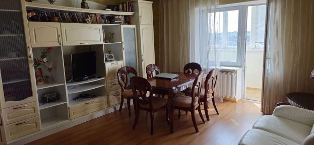 2-к, вул. Соборності, 61А, ДК ПТК