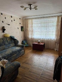 Продається 2-х кімнатна квартира р-н Березового скверу