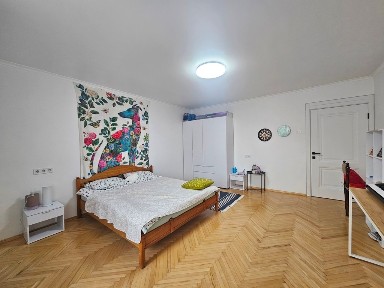 Продажа 2-комнатной квартиры 70 м², Маршала Тимошенко ул., 18