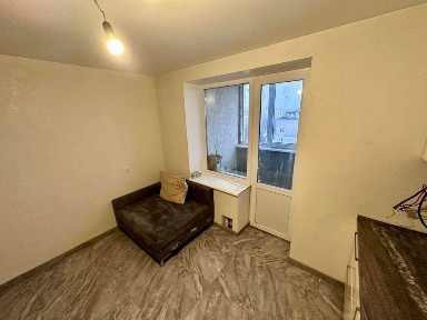 ПРодам 2 ух кімнатну кв вул. Любецька 2 а