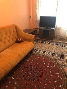 продається 2 км квартира