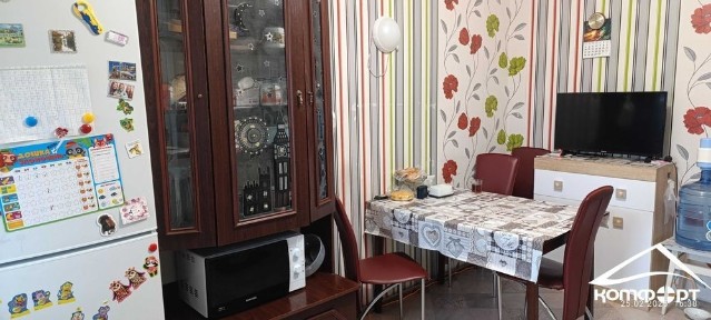 Продам 4х кімнатну квартиру в Київському кварталі на 3му поверсі