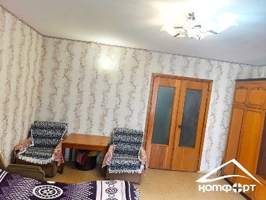 Продається 3х кімнатна квартиран на першому поверсі