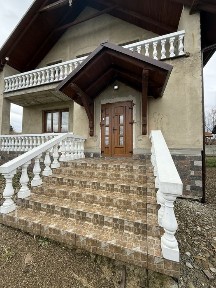 Продаж будинку в місті Мостиська