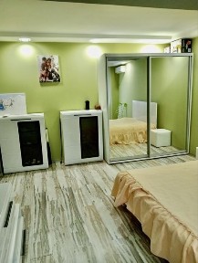 Продаж 1-ї кв вул Ювілейна