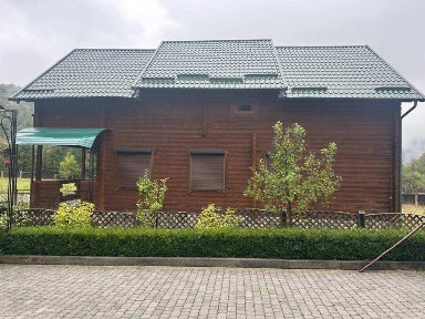 Затишний еко - зруб з масиву екологічно чистої карпатської смереки