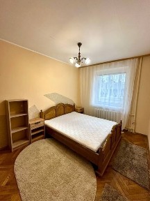 Продаж 3 кімнатної квартири вул. Кульпарківська 130