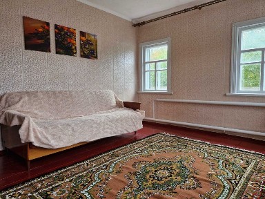Продається будинок площею 95 м. кв. в мальовничому селі Худяки.