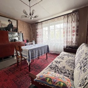 Продам 2 кім квартиру у селищі Новому