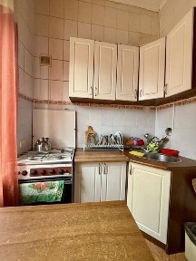 Здам потужну 3-х к. кв. ч П/С. район паспортного столу. Вільна.