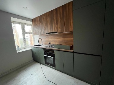 Продам 1 кімнатну квартиру на Дружбі