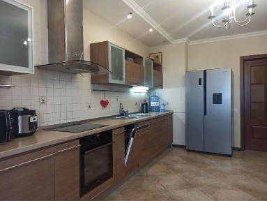 Продаж квартири 3кім. кв. К. шлях 1д ( 110 кв. метрів)