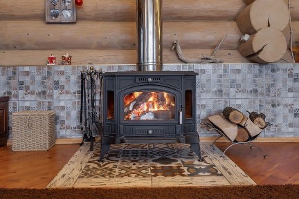 Будинок в с. Відрадне зі зрубу - оренда