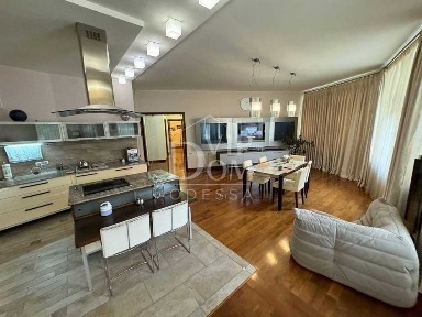 ПРОДАМ Квартиру с ТЕРРАСОЙ малоквартирный дом, Посмитного улица