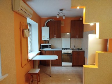 Продаж 2 кім. квартири з автономним /оп. вул. Харківська.