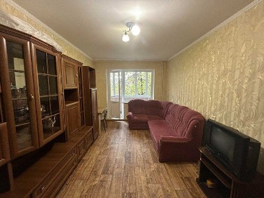 Оренда затишної двокімнатної квартири на Карачунах