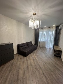 Оренда в самому центрі з новим ремонтом