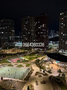 Продам квартиру Варшавський плюс