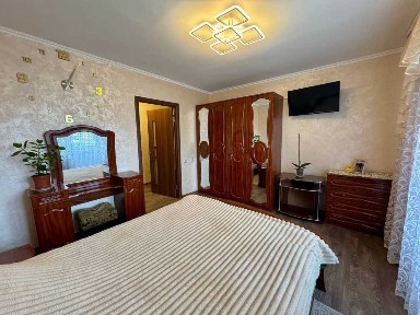 Продажа 2-комнатной квартиры 54.1 м², Льонокомбінатівська, 5