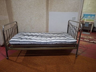 Здам 1/2 будинку р-н Центр