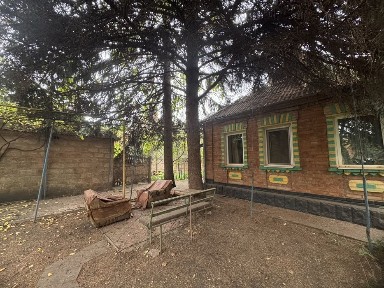 Продам дом в Центрально городском районе пер. Дежнева