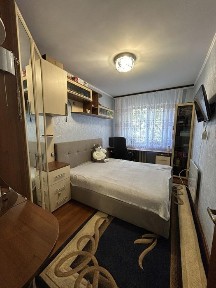 Продам квартиру 2х ко мнатну на м н Солнечный