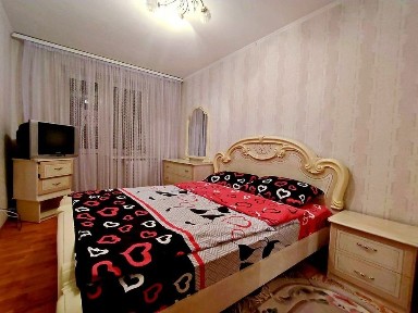 Здам подобово 2к квартиру на вул. Соборна • ID 22505651