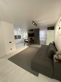 Видова 3-кімнатна квартира в історичному центрі Житомира, Євроремонт.