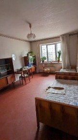 Киев, Чернобыльская ул., 4/56