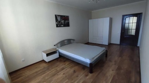 Оренда 1-кімнатної квартири 49 м², Сім'ї Кульженків вул., 35