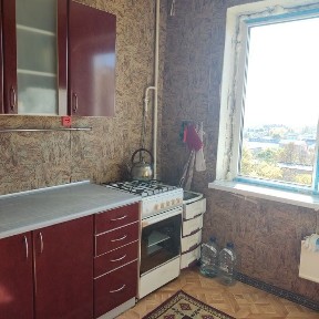 Двокімнатна, Паркова