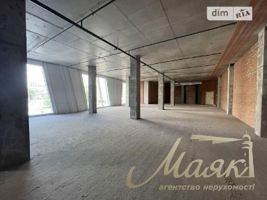 проспект Берестейський, район Шевченківський, Київ, метро Політехнічний інститут, просп. Берестейський, площа 1121 кв. м • ID 32911475