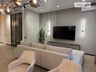 Виноградна вулиця, район Дарницький, Київ, метро Славутич, вул. Виноградна • ID 33621132