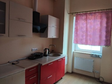 Продаю однокімнатну квартиру Свалява Закарпатської