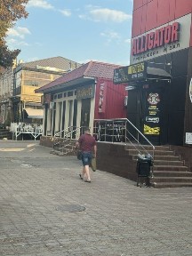 цокольный этаж 225кв. м Возле атб, парки. красн линия высокий трафик