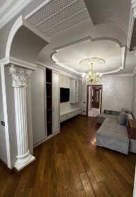 Здається 3 км квартира новобудова