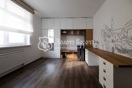 Киев, Академика Каблукова ул., 19