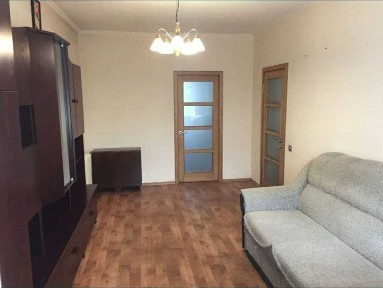 сдам 1комн квартиру все есть состояние жилое