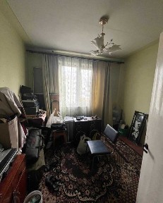 Продається 3-кімнатна квартира в районі Росвигово.