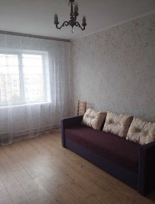 Своя однокімнатна Жмеренська36