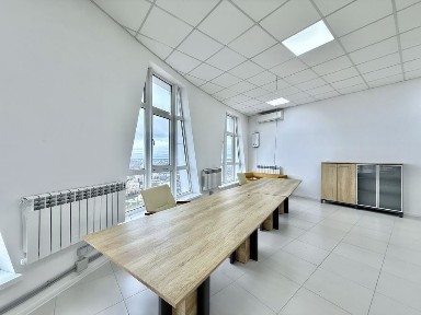 Київ, Печерський, Кловський узвіз 7а