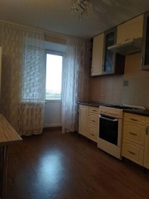 Сдам в оренду 2к квартиру на Браїлках код 3434