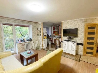 Продам 1к квартиру з ремонтом, Печерськ, Центр, вул. Саперне Поле 26