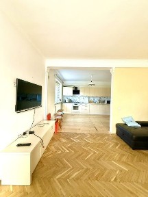 Оренда 5-ти кімнатного будинку біля Львова 10км село Шоломинь