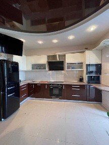 Редкое предложение! Квартира для семьи в парке Победы с видом на море!