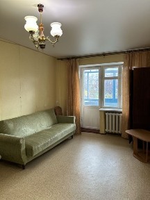 Продам 1- кім. квартиру в центрі міста по Коцюбинського