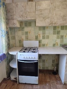 Продам 1/2 часть в двухкомнатной кв. Ул. Рустави. Осипенковский р-н.