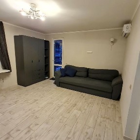 Драгоманова вулиця, мікрорайон Позняки, район Дарницький, Київ, метро Позняки, вул. Драгоманова 38 • ID 33597288