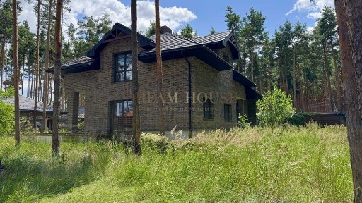 Будинок з гаражем на 17 сотках в лісовій частині м. Буча